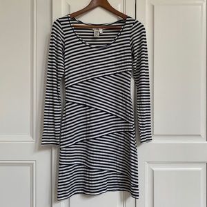 Max studio striped long sleeve dress